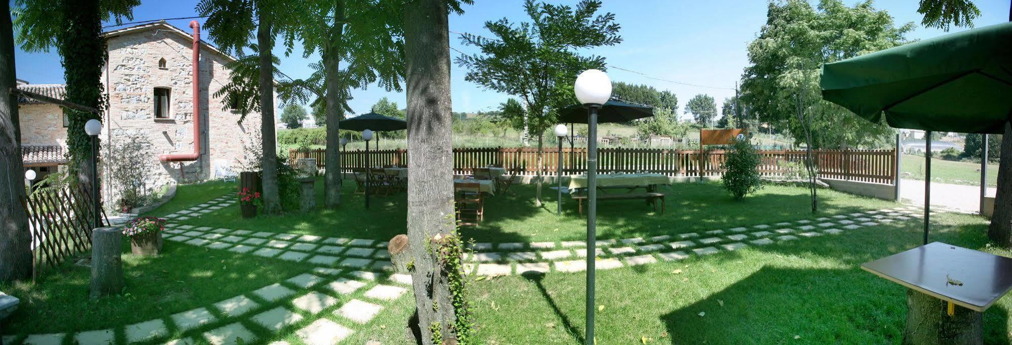 Villa Martina Fermignano Luaran gambar
