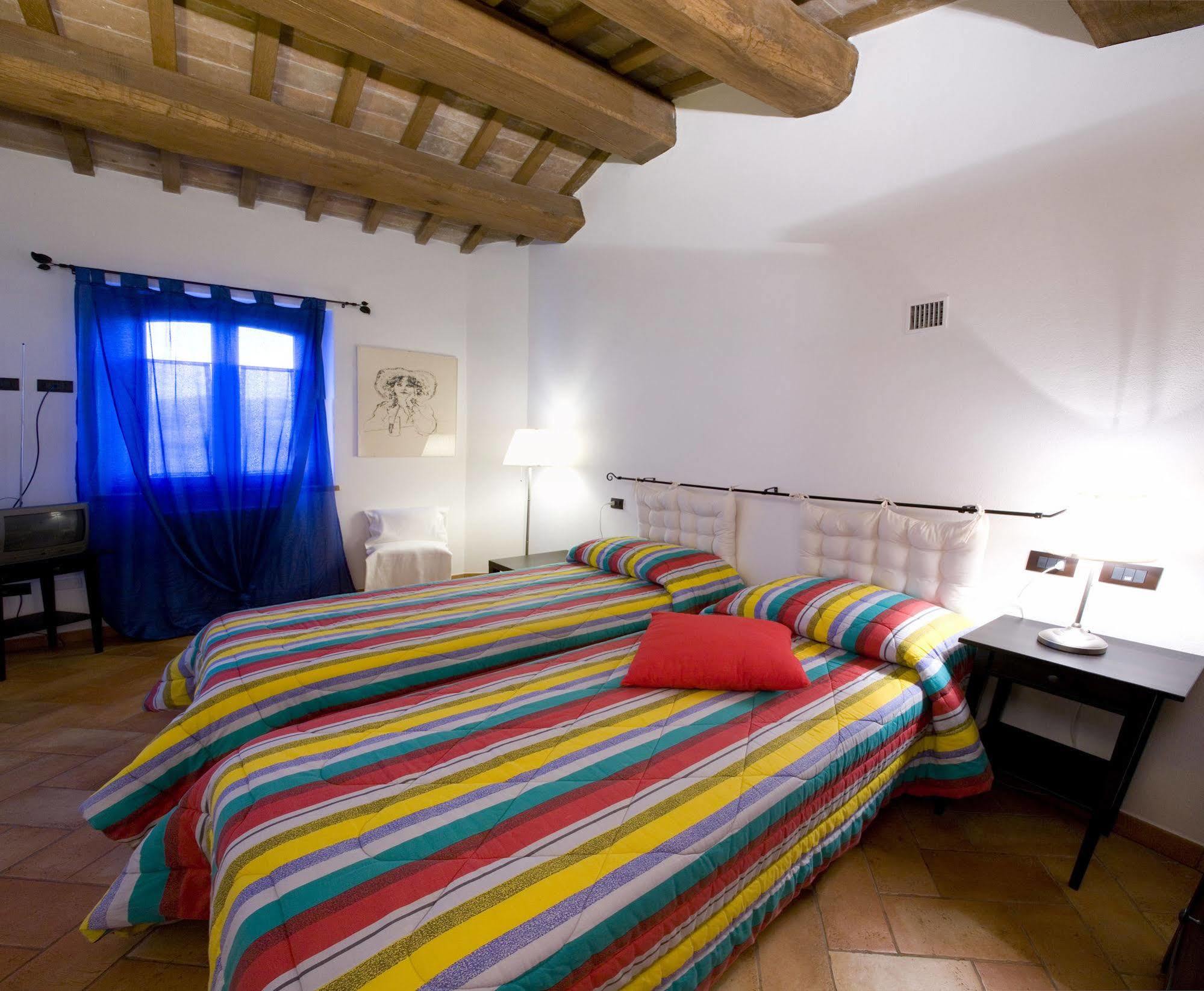 Villa Martina Fermignano Luaran gambar
